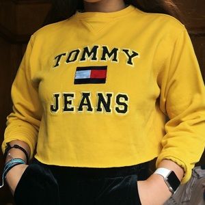 Tommy Hilfiger Crewneck!